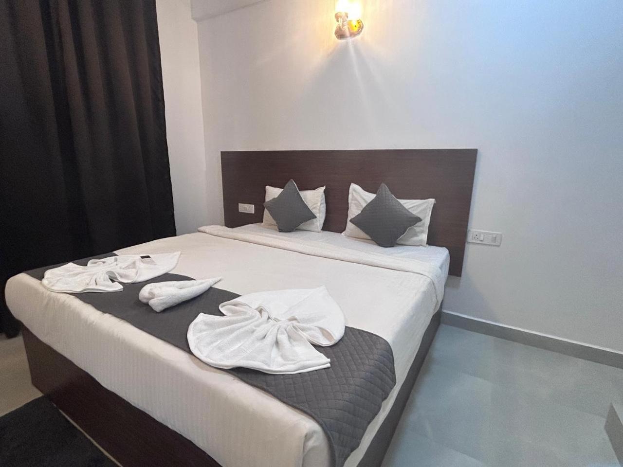 Hotel Baga Place Экстерьер фото